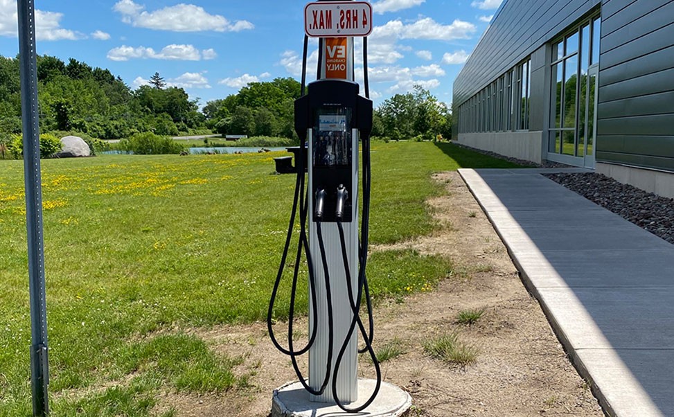電動汽車充電樁：安全高效，驅動綠色出行新紀元